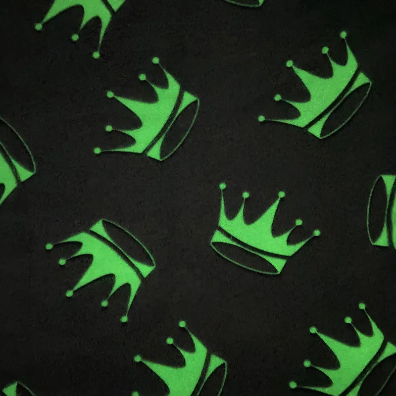 Anti Wrinkle Crown Printed Polyester Flannel Fleece Luminous Fabric Custom Color Flannel Fabric For Blanket