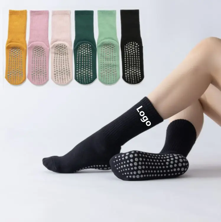 High quality cotton crew anti slip custom logo solid ballet dance sport barefoot women workout grip pilates socks