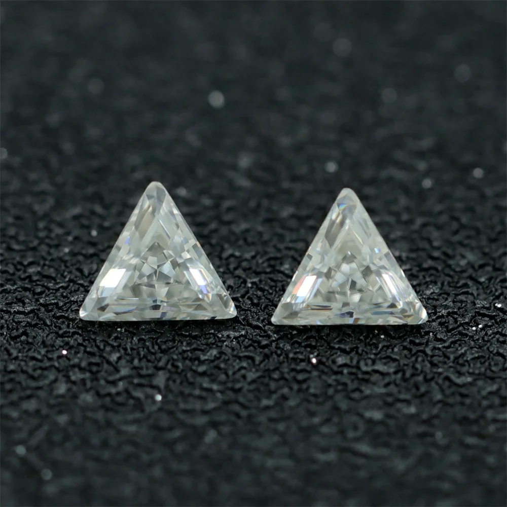 Wuzhou Moissanite Manufacturer Large Stock DEF VVS Triangle cut Rough Moissanite