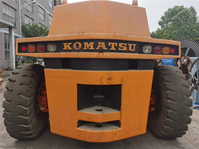 85% Новый Подержанный оригинальный вилочный погрузчик KOMATSU FD400 40ton с замечательной производительностью Komatsu 400 дешевый