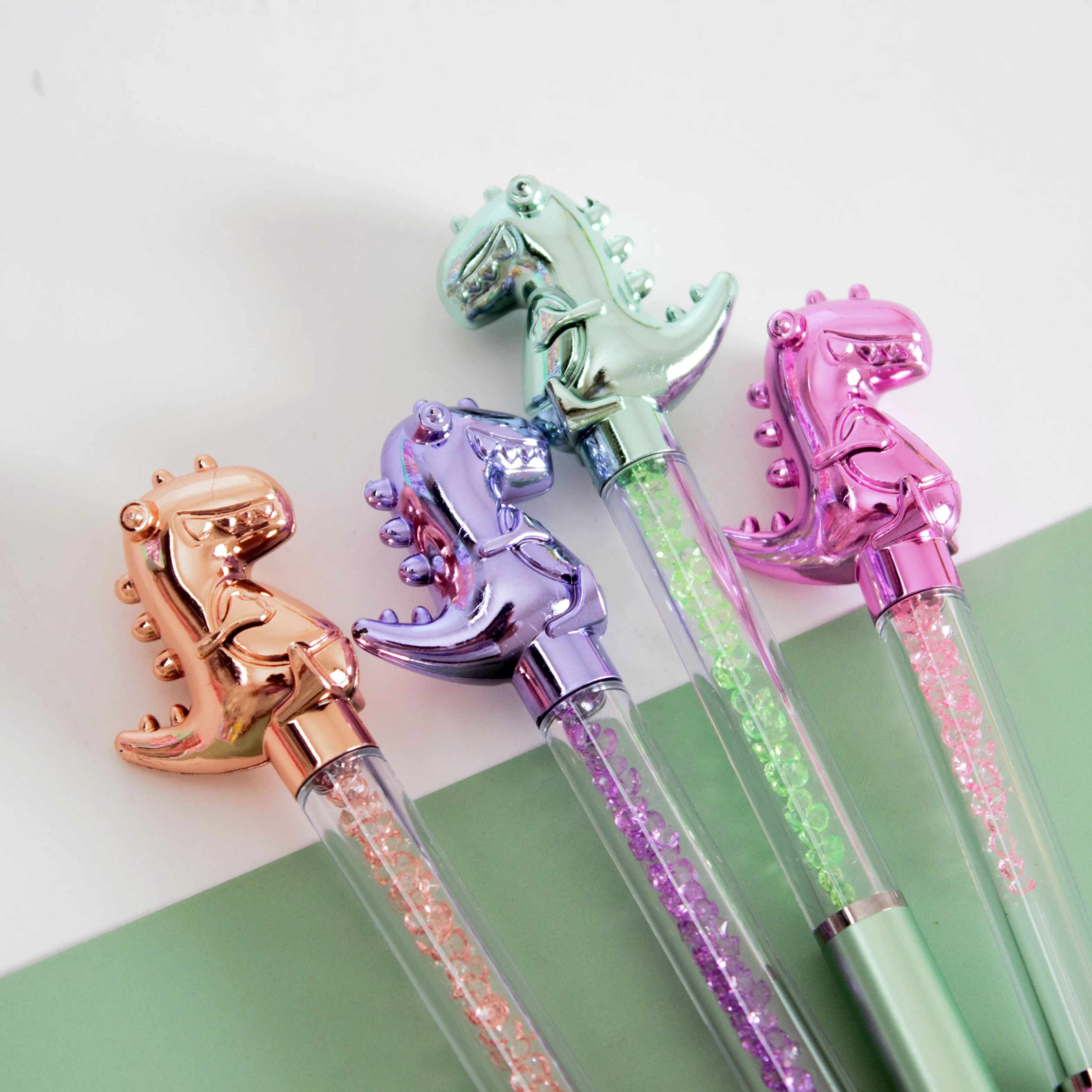 O&Q manufacturers animal theme luxury ballpoint pen Cartoon dinosaur New design environmental friendly plastic ballpoint pen
