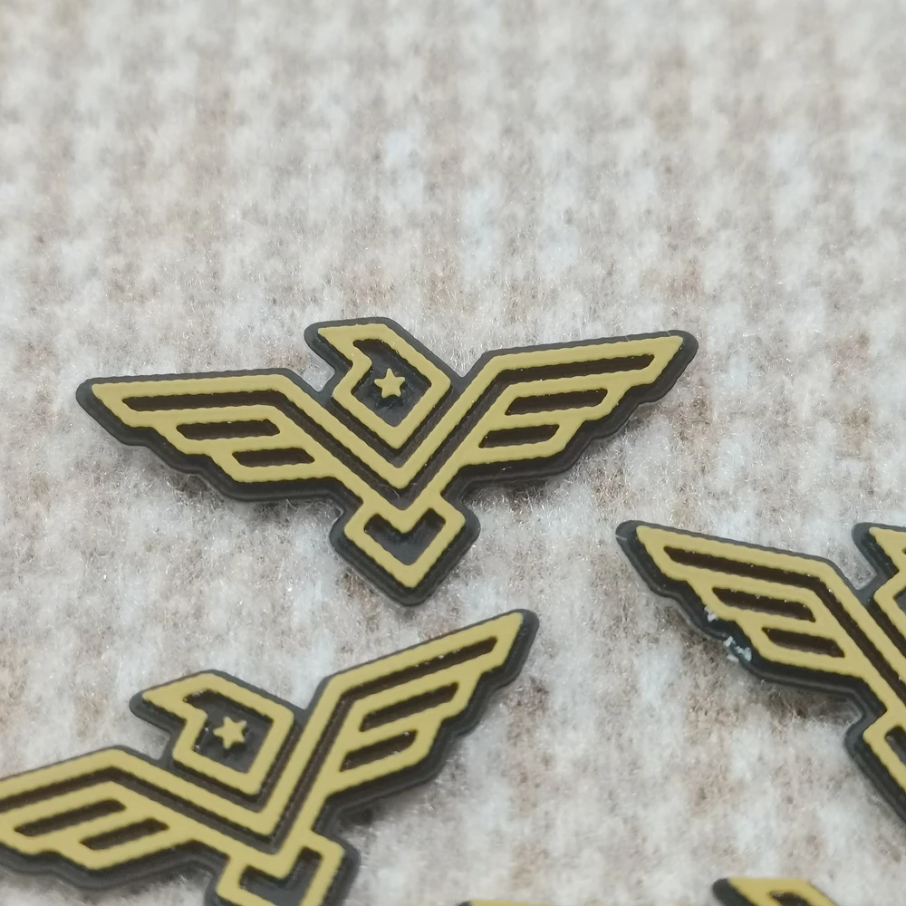 Изготовленные на заказ термопереводные виниловые этикетки для одежды, наклейки, термонаклейки для одежды, 3d силиконовые этикетки для одежды