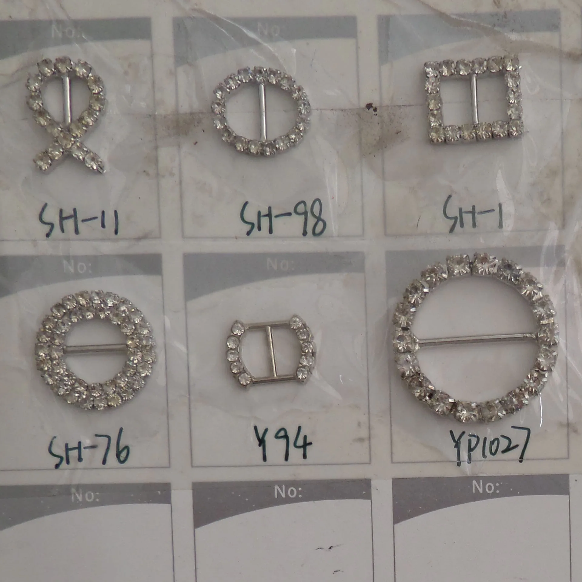 Garment accessories rhinestone buckle