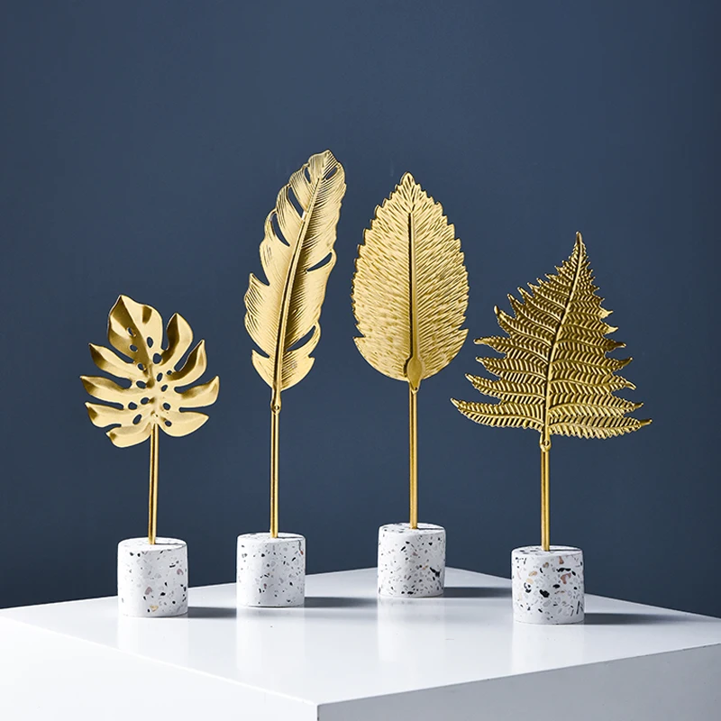 fashion leaf designs high quality nordic home decoration pieces creative table decor home decor art