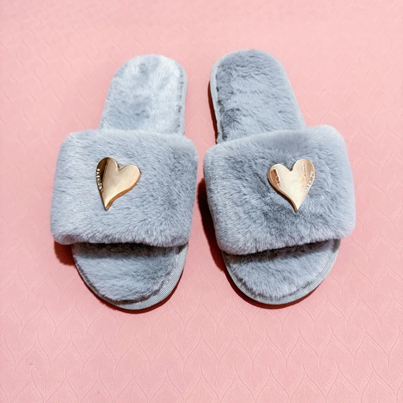 Wholesale 2024 new design Heart shaped decoration Artificial rabbit fur slippers warm soft fluffy plush indoor home slippers