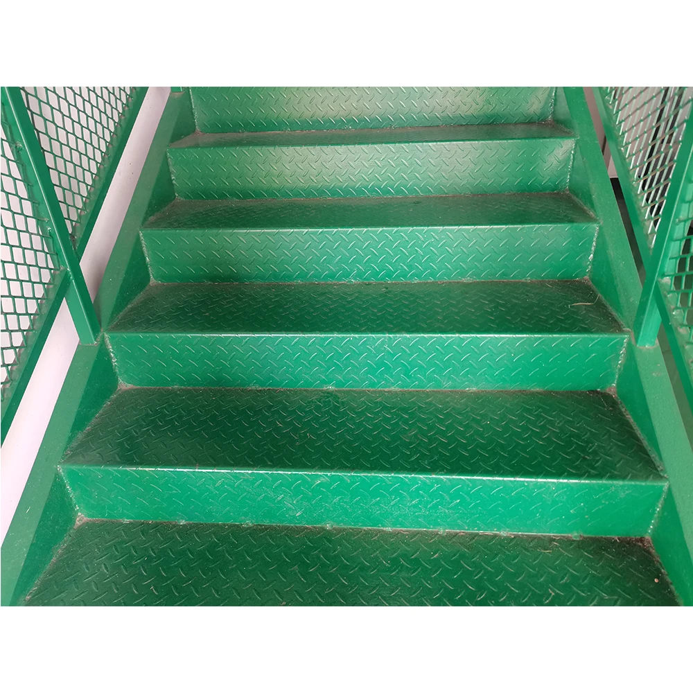 Metal double stringers staicase / Exterior stairs