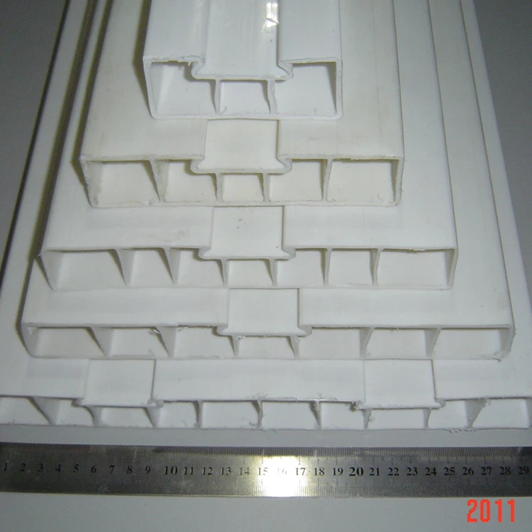 Super flex cost saving reusable wood and plastic framework concrete construction