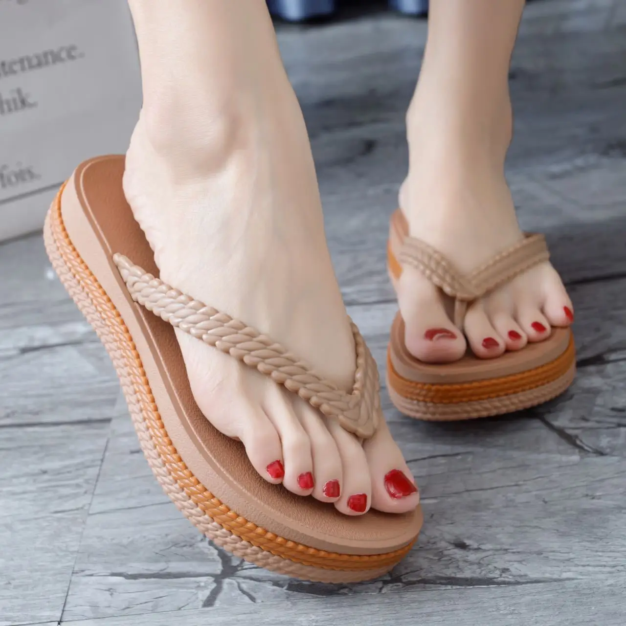 Custom Logo Soft women customized high wedge slippers sandals casual flip flops platform shoes thailand for wedding guests