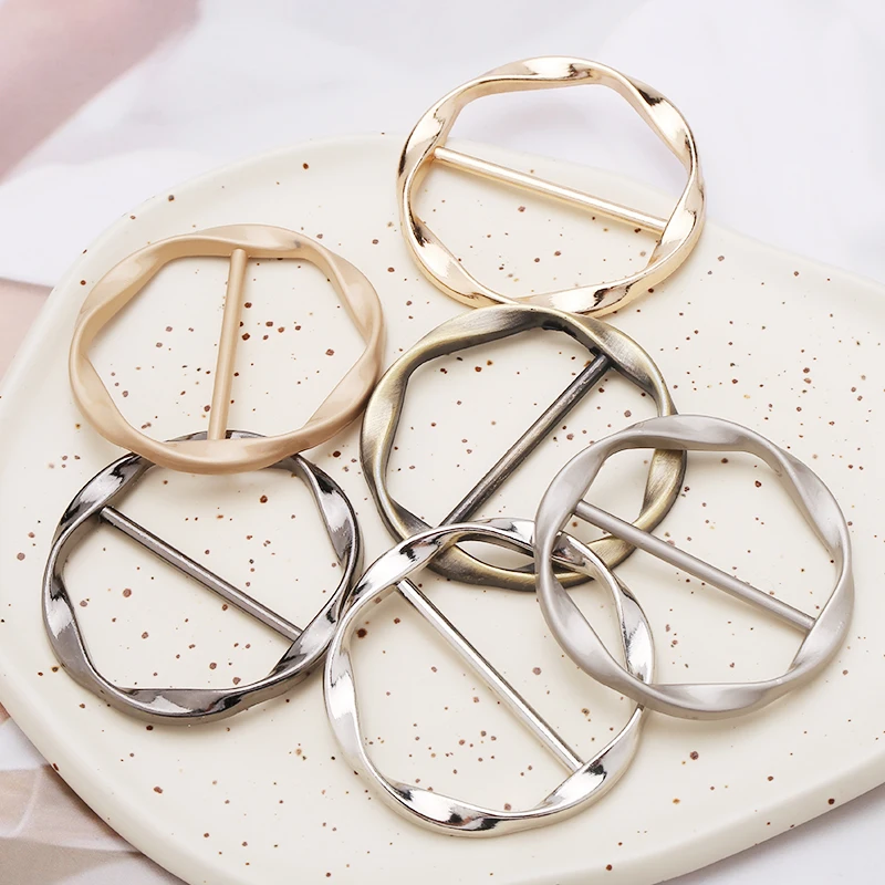 Silk Scarf Ring Clip for Women Fashion Metal Round Circle Knot Buckle for T-Shirt