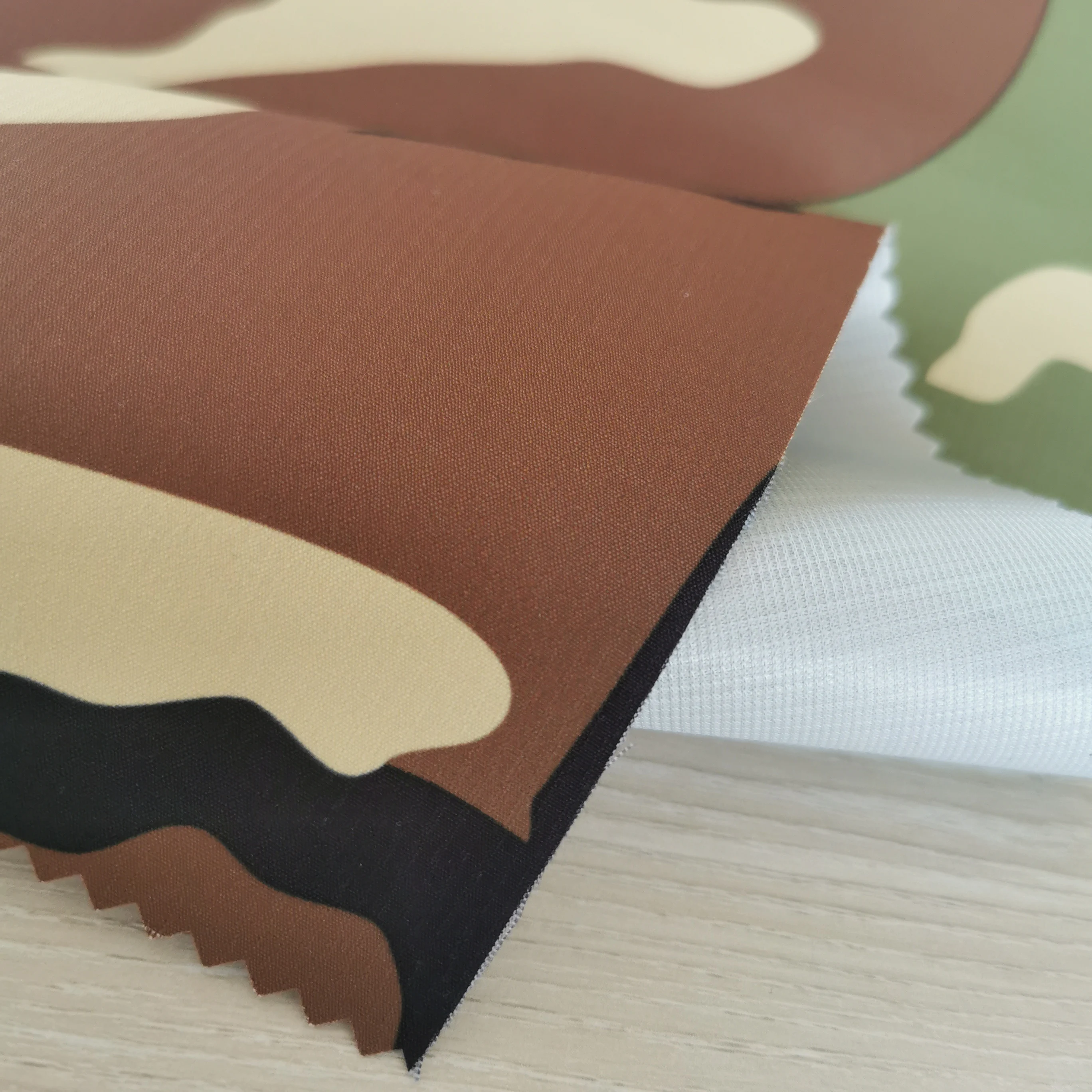 light weight softshell outdoor waterproof breathable windproof jacket fabric