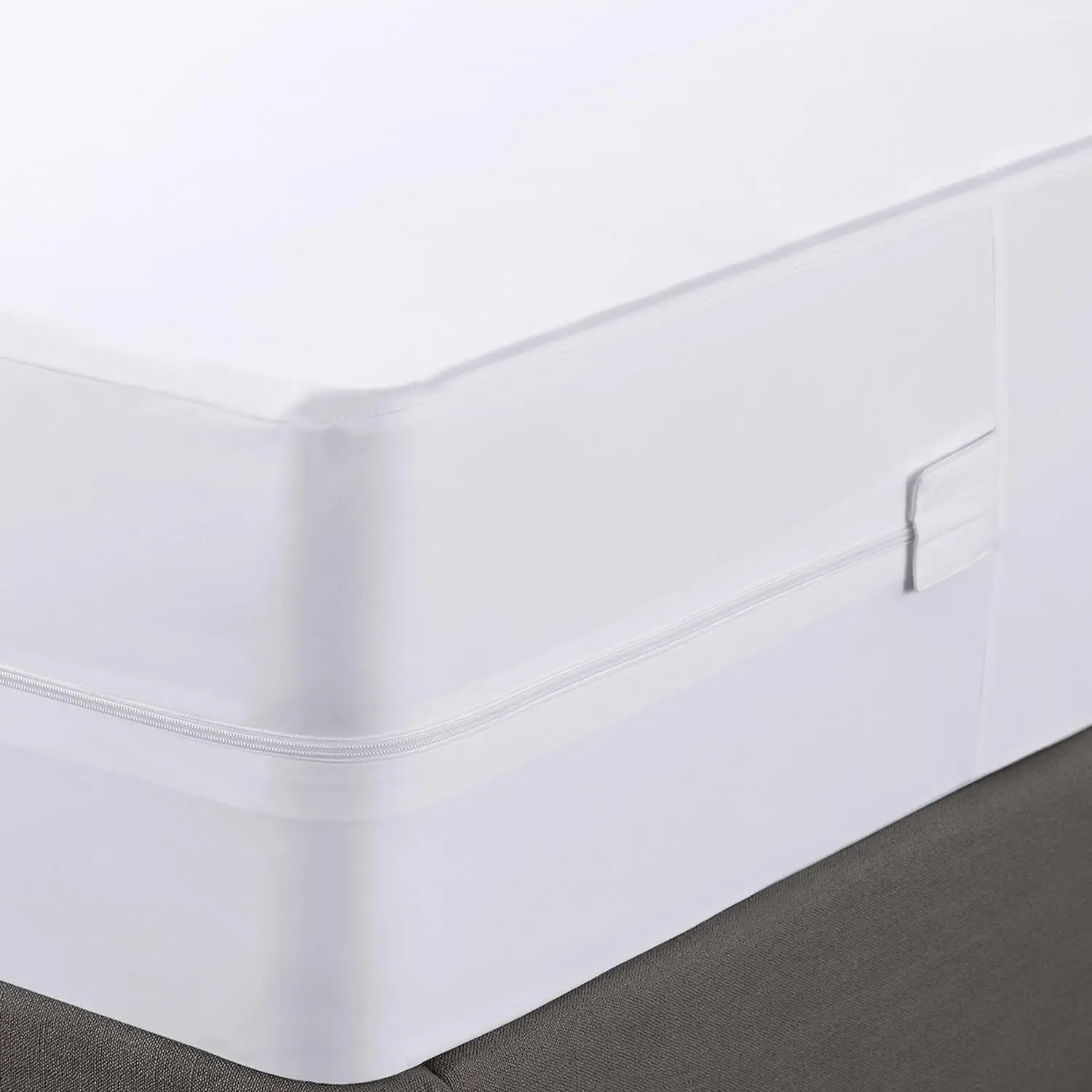 Premium waterproof  zippered mattress cover mattress encasement protector