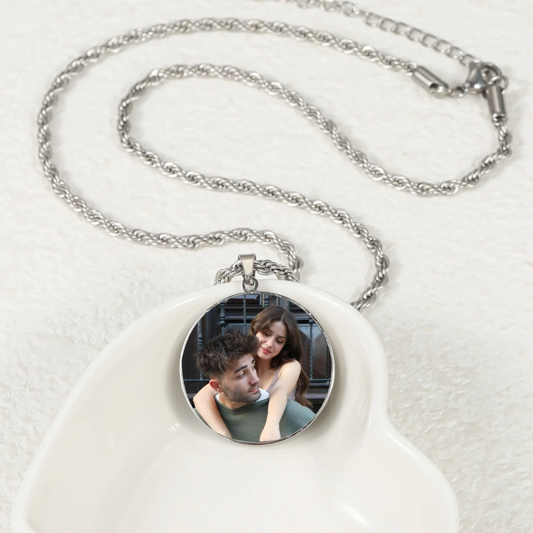 Hip Hop Jewelry Medallions Personalized Picture Pendant Custom Big Circle Photo With Name Necklace For Men Women