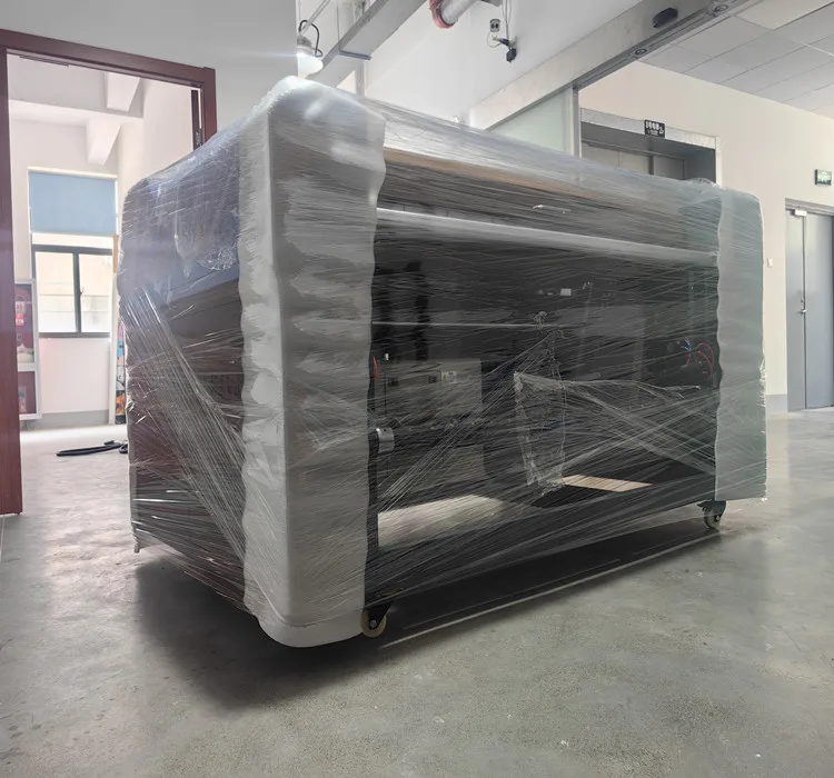 waterproof scratch heat cold resistant anti-aging High Speed Vinyl Laminator Machine