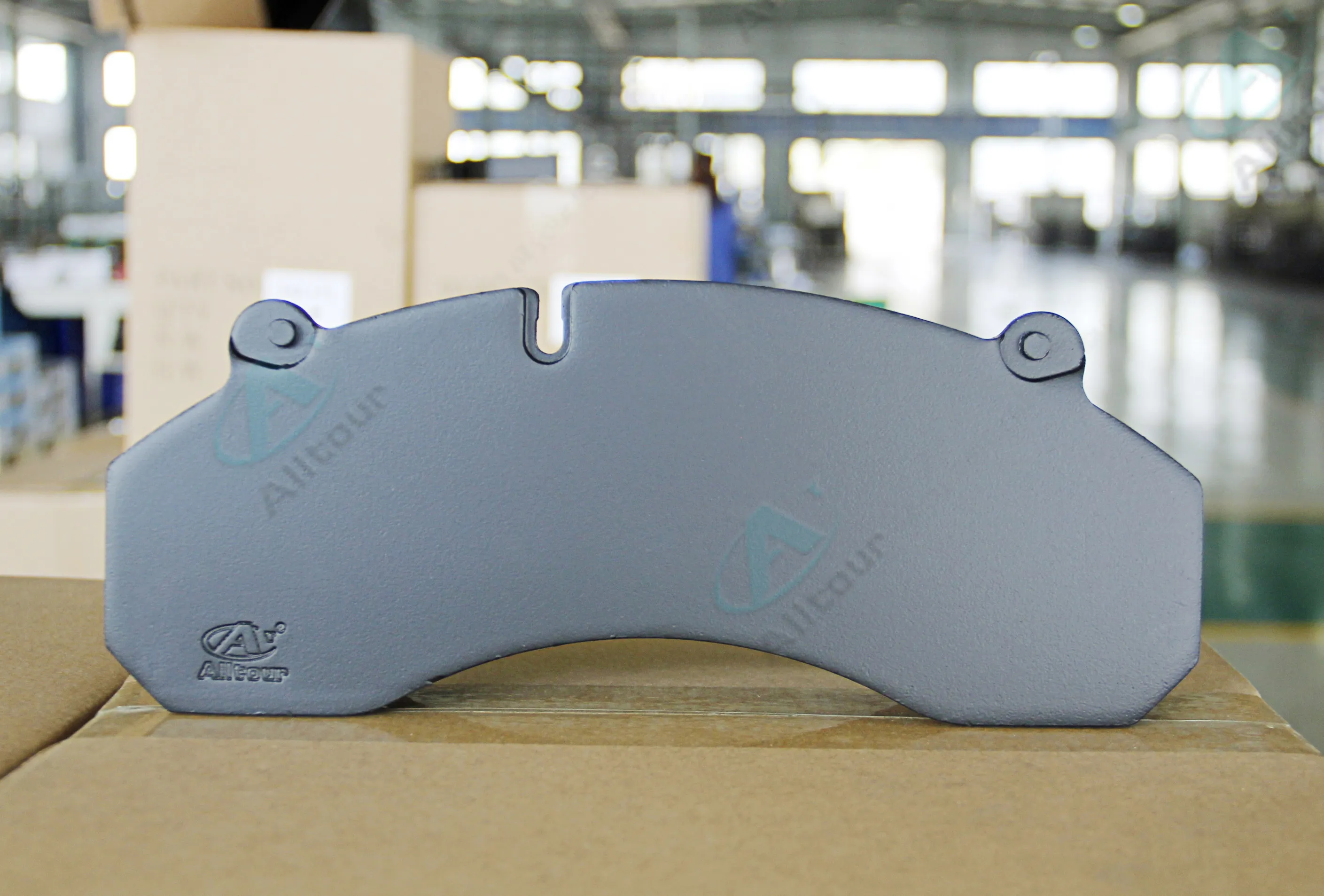 WG9100 Auto Spare Parts Car Brake Pads Truck Ceramic Disc Brake Pads For HOWO Truck Brake Pads 29385