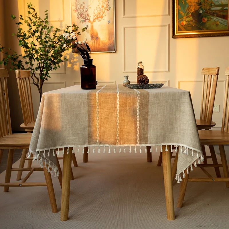 Wholesale Dinning Decor Cotton Linen Wrinkle Free Anti-Fading Table Cloth Checkered Embroidered Tablecloths With Tassels