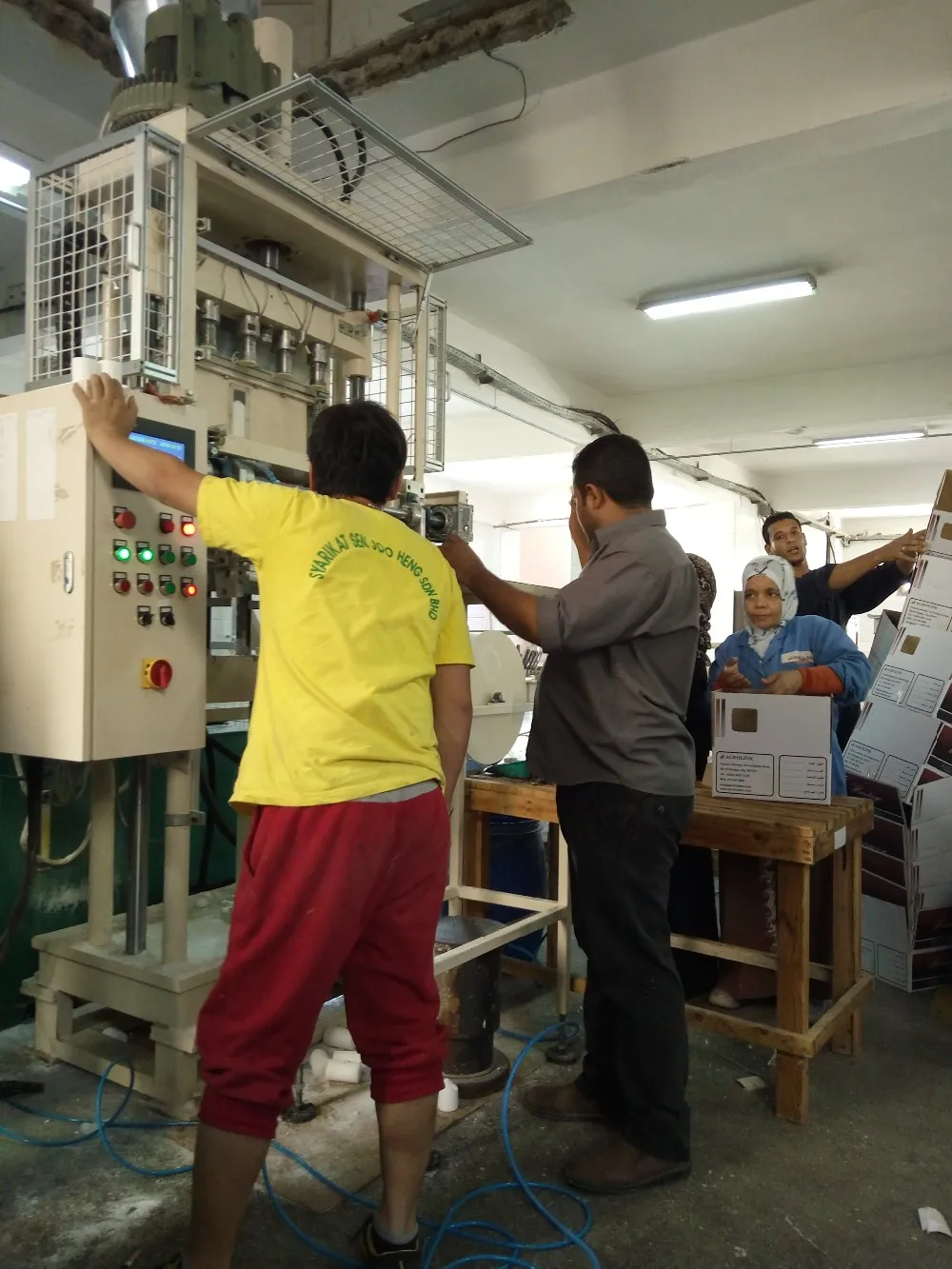 
machine making candle pillar candle church candle 