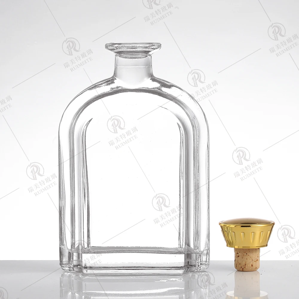 Wholesale Customized Transparent 200ml  375ml 500ml 700ml 750ml Spirit Liquor  whiskey Glass Bottles With Bottle cap