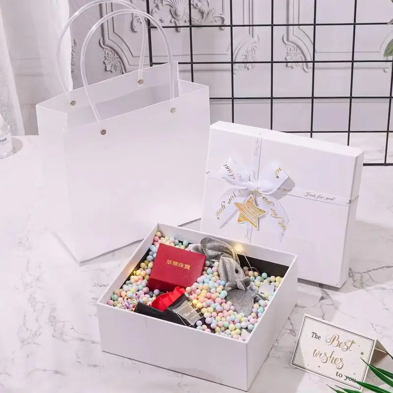 Wholesale Custom Luxury Rigid Cardboard Gift Lid And Base Paper Box Gift Boxes For Present