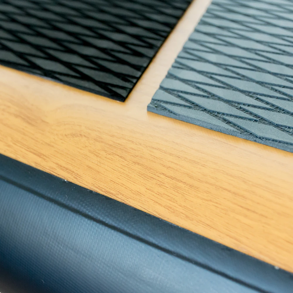 
2022 New Design Stand up Top Inflatable Wood Surfboard With Standard Accessories 