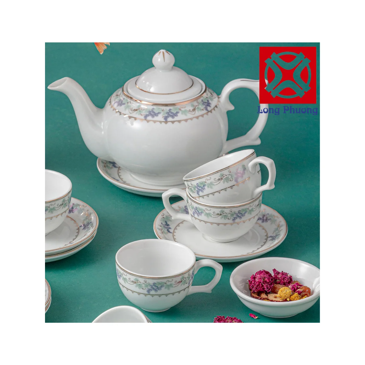 High quality OEM/ODM Porcelain Tea Set with 1 Teapot, 6 Teacups and 7 Saucers Supplier Long Phuong Group in Vietnam