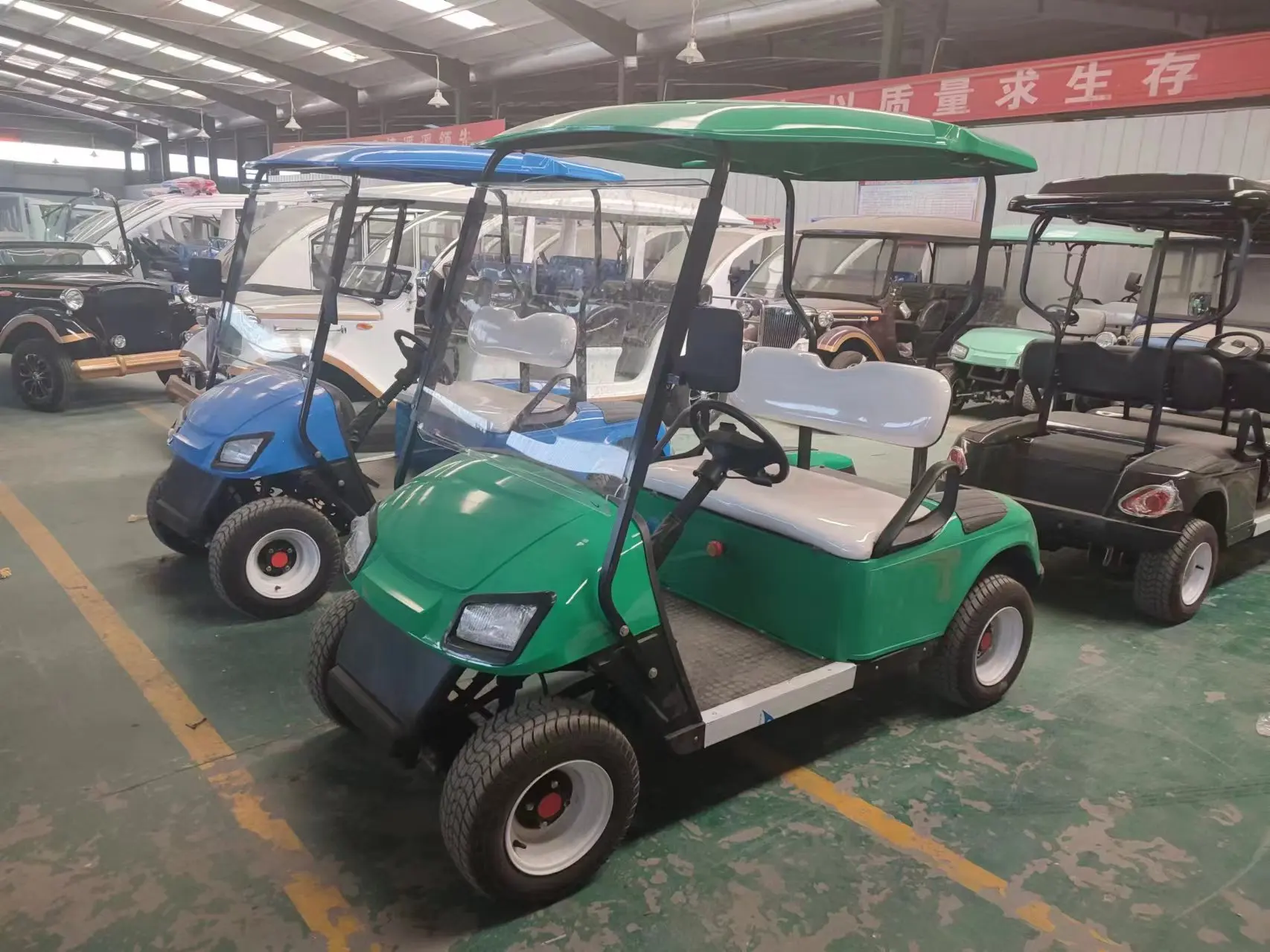 Electric 4wd golf cart 4 seats Electric buggy car Tourist area Park tour bus Off-road vehicle Golf Cart Club Car