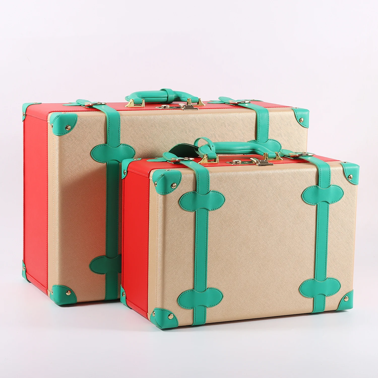 Hot Selling Unisex Vintage Wooden Large Storage Suitcase Luggage Box High Quality New Product with Various PU Main Material