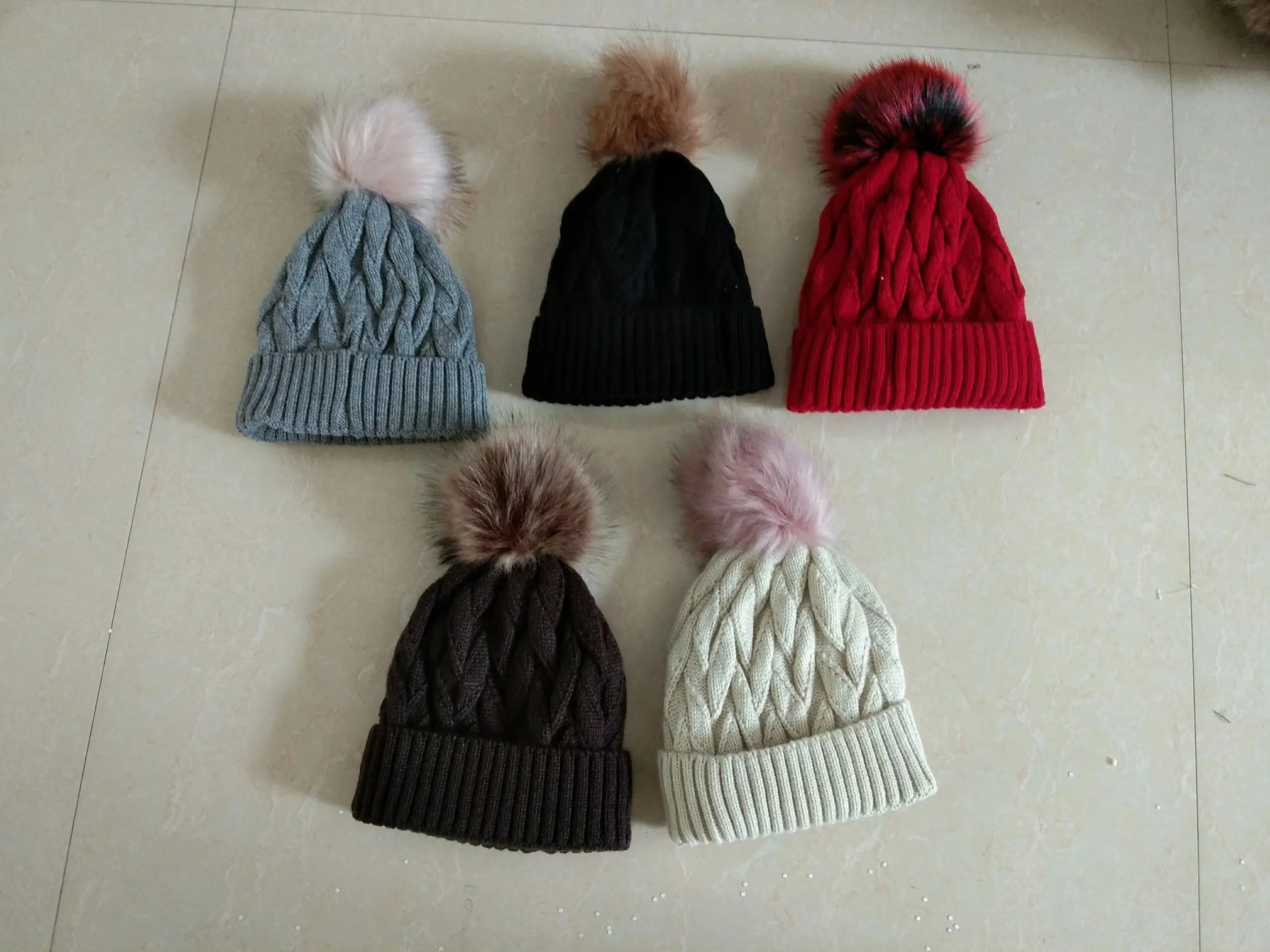 High Quality Winter Customized Beanie Hat 100% Acrylic Warm Knitted Solid Color