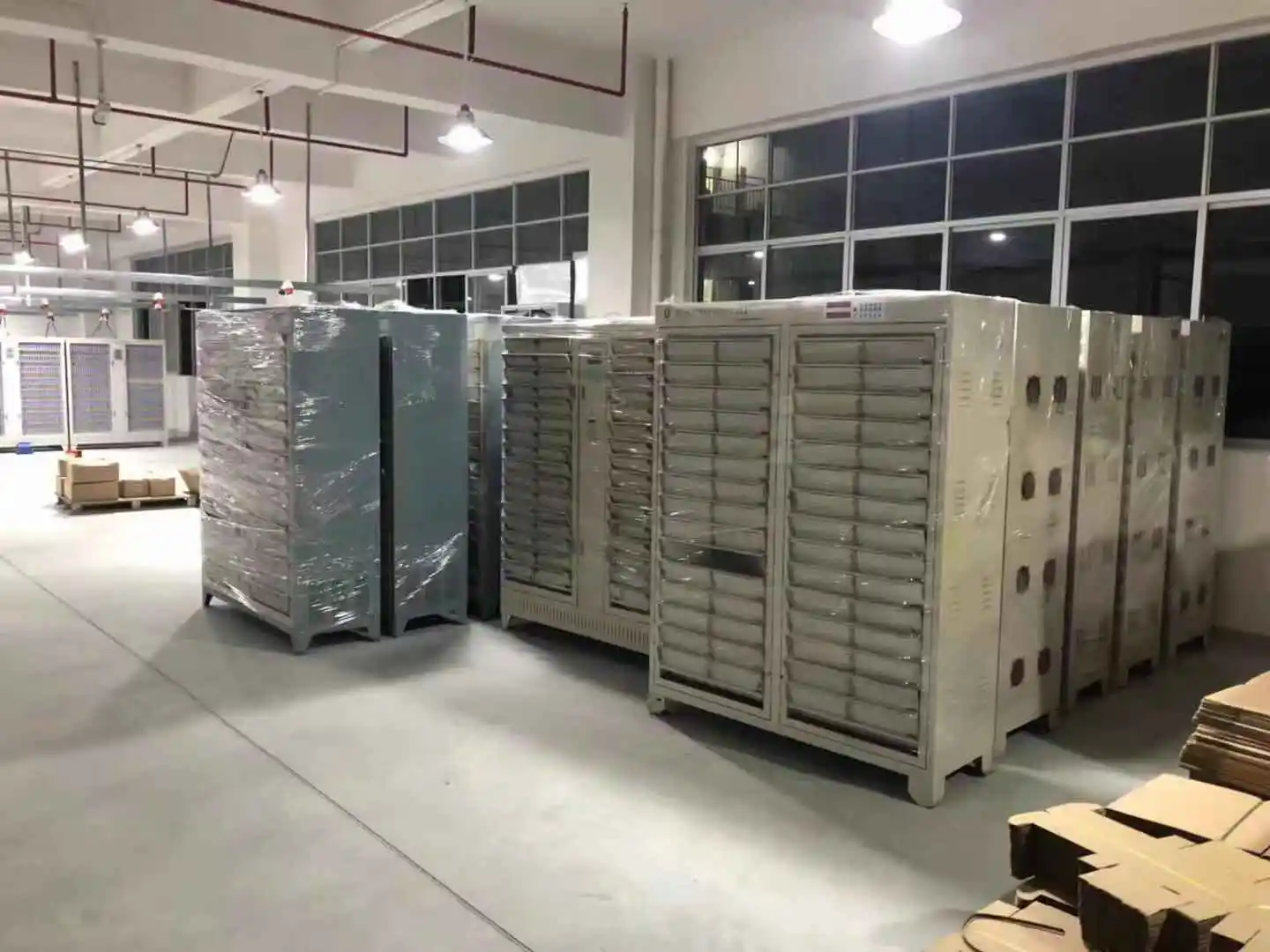 TMAX Lithium Ion Hydride Battery Pack Lifepo4 32700 18650 Pouch Cell Capacity Tester Testing Machine