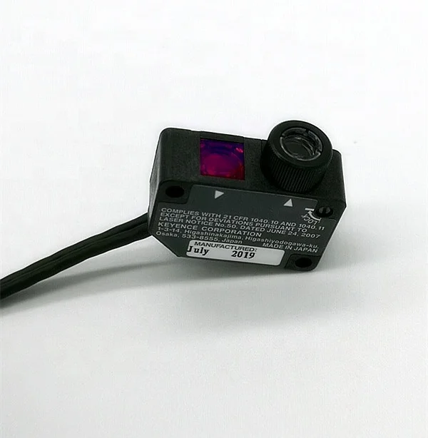 KEYENCE  Multi-Purpose Digital Laser Sensor  LV-NH32    Spot Reflective Adjustable beam spot   New original