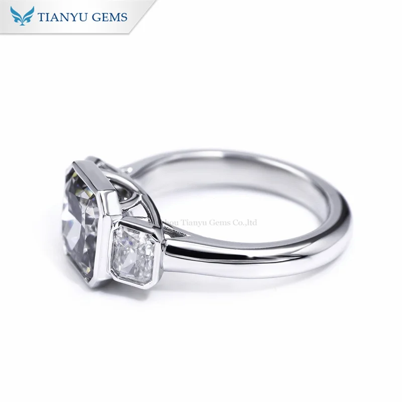 Tianyu custom jewelry radiant crushed ice cut dark grey moissante and white moissanite 10k 14k 18k white gold ring for women