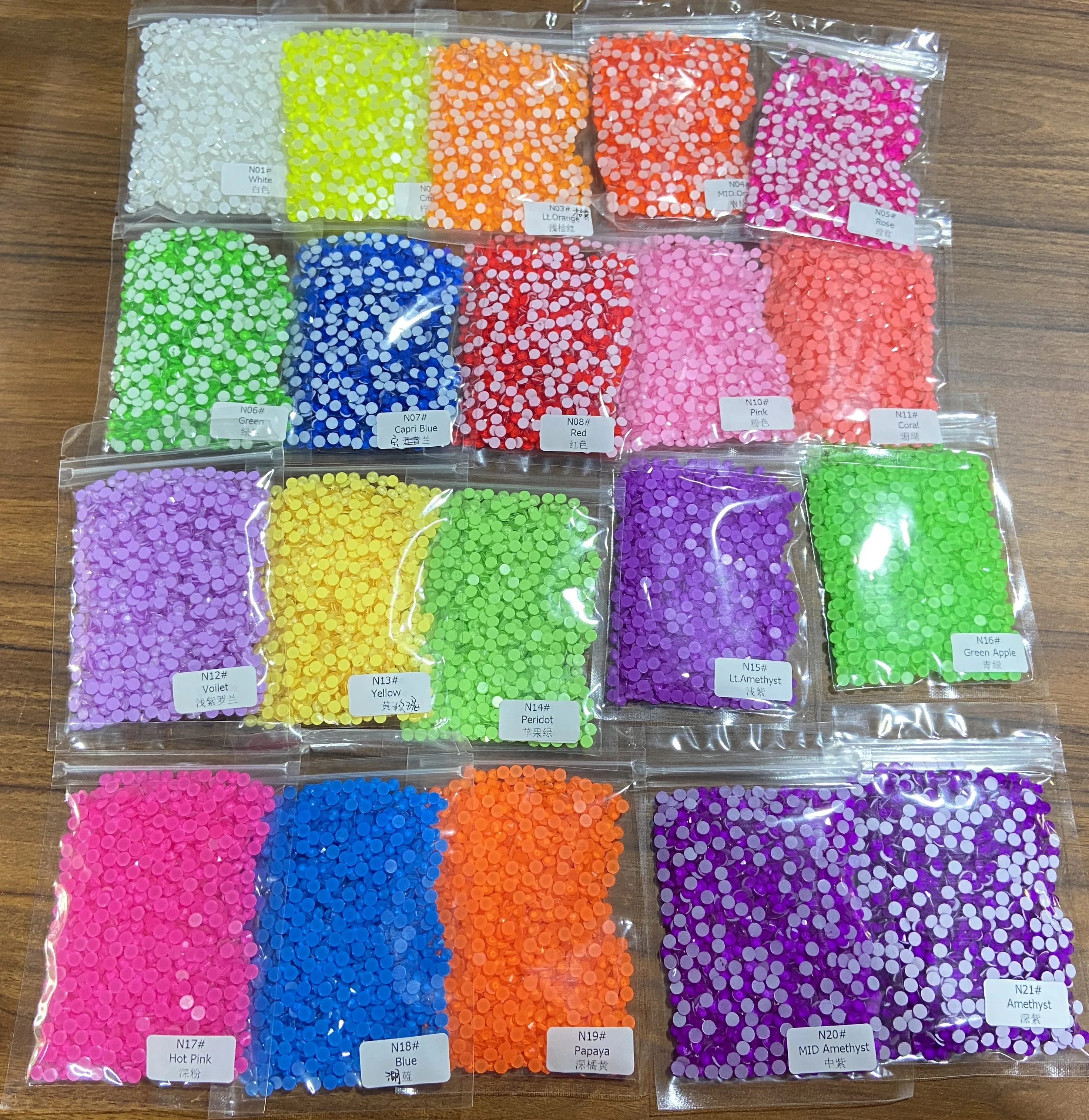 Factory Wholesale Rhinestone Neon Pink Glass Rhinestones For Nail Dress