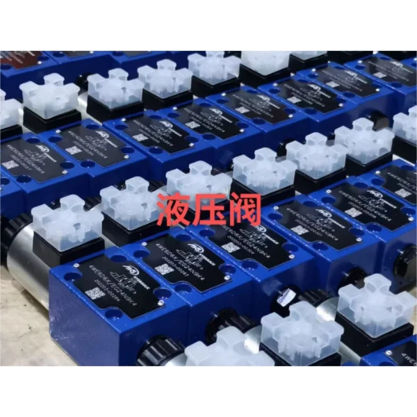 Poclain Hydraulic Drive Motors MK44 MK64 MK84  MK05-2-12A-F04-1340-F000 MK08-8-124-F08-1340-1A00 MK11-2-G21-F11-1340-58ADP