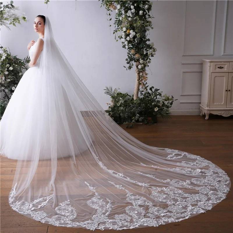 In Stock Luxury Bridal Veils One Layer Ivory White Colors Lace Appliques 3.5M Long Wedding Veil