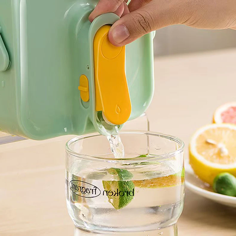 Large Capacity 2L Refrigerator Lemonade Water Kettle Fruit Teapot Desktop Container With Tap Cold Juice Drink Dispenser