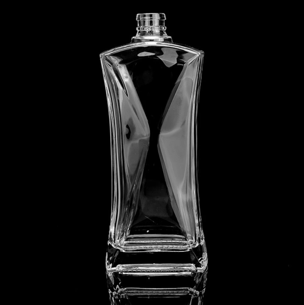 Transparent Glass Wine Bottle Clear Super Flint 500ml Square Glass Whiskey Bottle Dry Gin Vodka Wine Glass Bottle with stopper