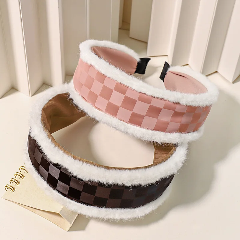 Latest Design Hairbands Sweet Fall Winter Fur Headband Warm Furry Headbands Wide Plaid Checked Pu Leather Headband Women Lady