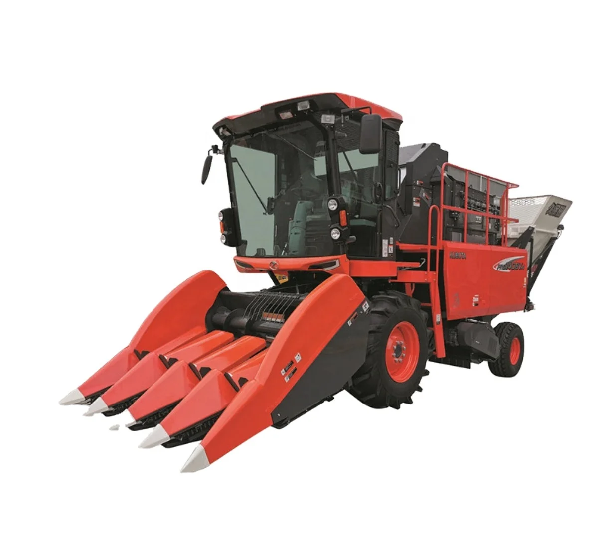 Corn combine harvester 3 rows 4 rows Kubota harvester low price sale