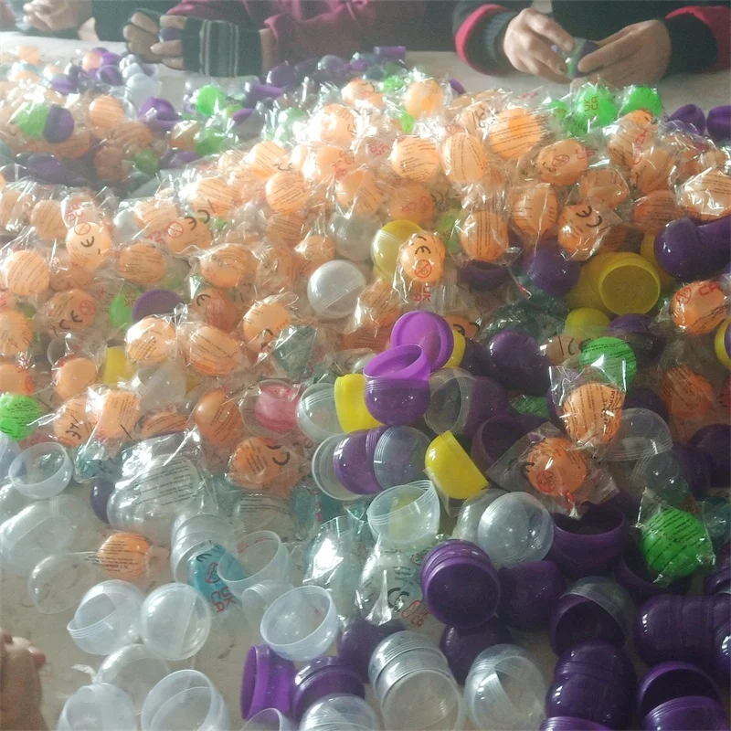 Novelty Glow In Dark 3-10cm Stress Relief TPR Funny Stick Wall Ball