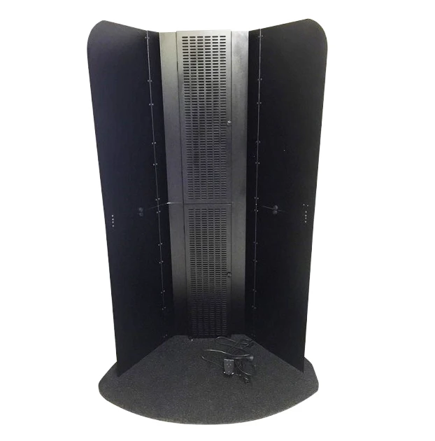 Extraction booth to absorb the over spray