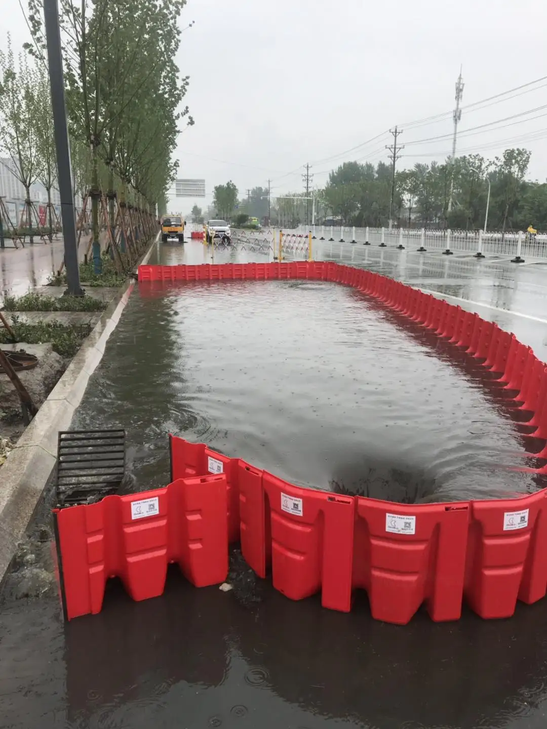 flood safety water barrier ABS flood gate for road traffic barrier