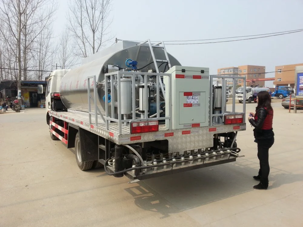  Asphalt Distributor Truck 3m3 Bitumen Emulsion