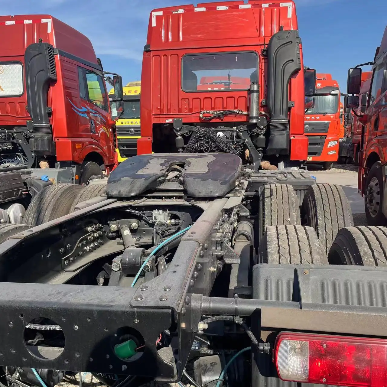 Сверхмощный дизельный трактор FAW Jiefang J6P мощностью 460 лошадиных сил 6x4 первоначально произведенный в Китае