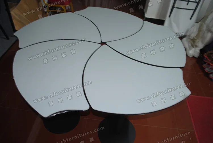 Modern minimalist irregular detachable and assembleable coffee table for multiple people