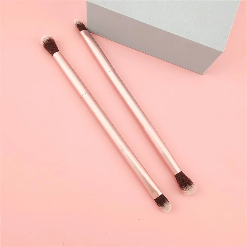 2024 Hot Multi-function Double Tail Eyeshadow Makeup Brush Custom Logo Champagne Gold Eyeshadow Makeup Brush