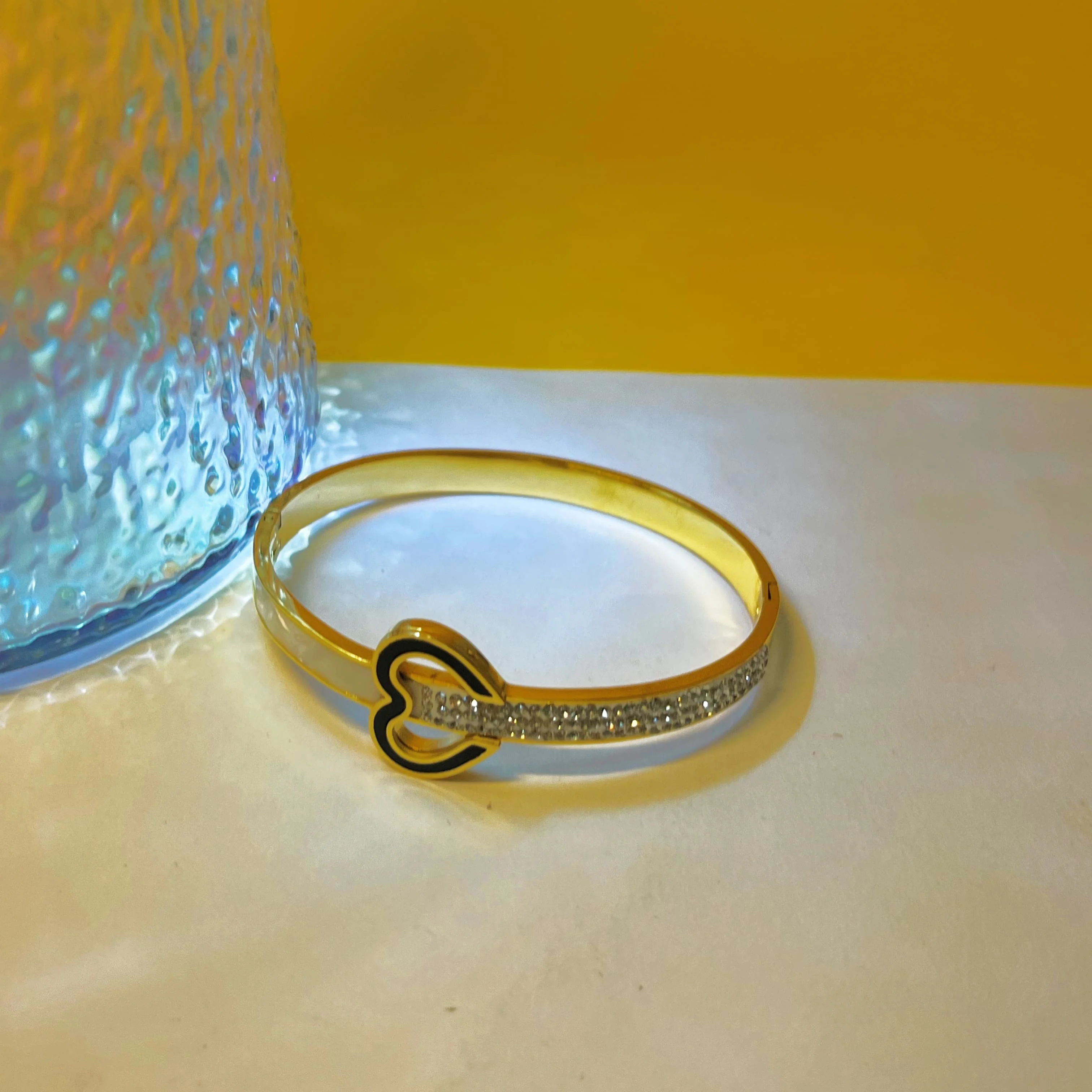 Hot fashion diamond love titanium steel electroplated bracelet niche design stainless steel bangle