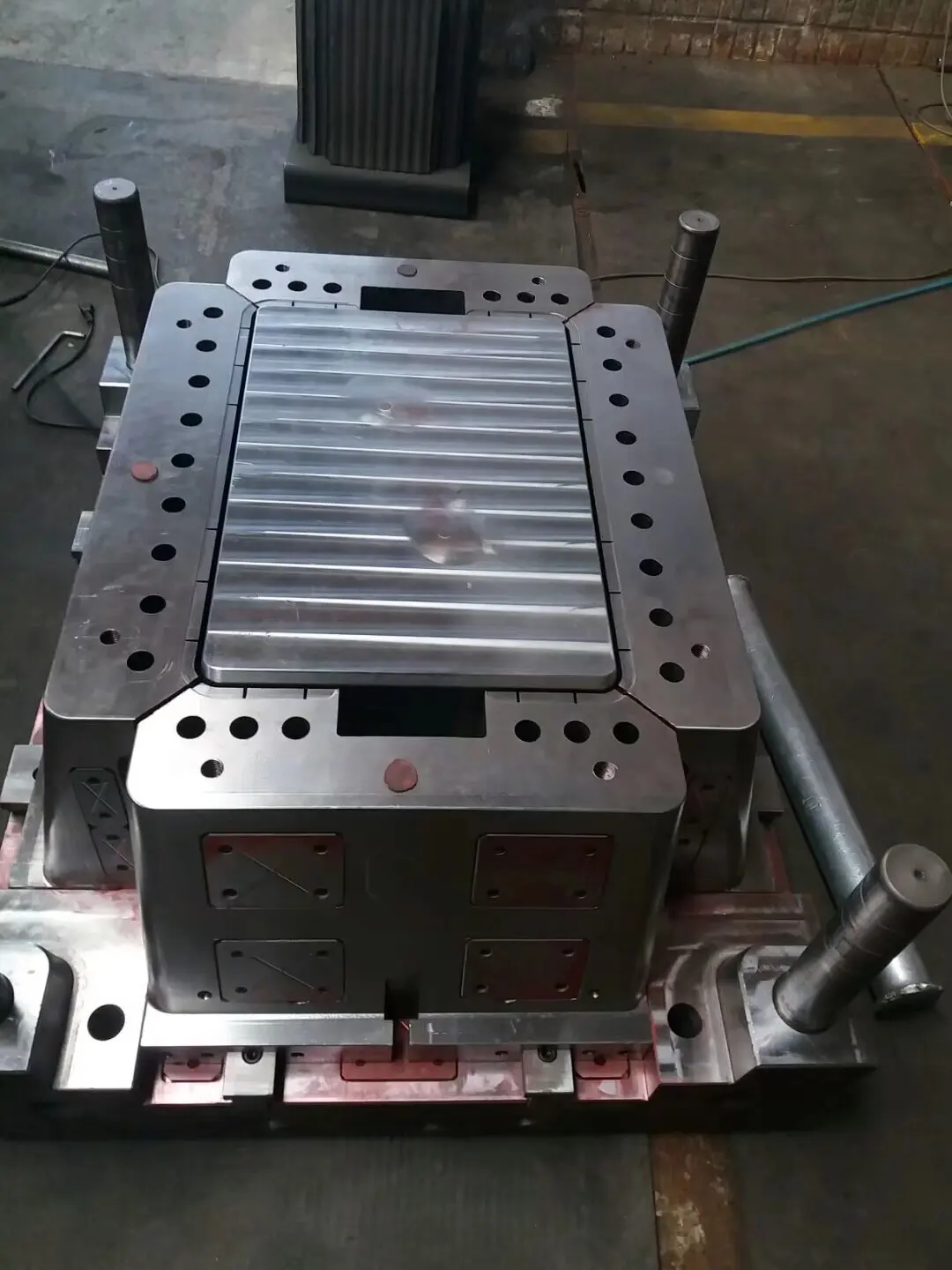 Medical Equipment Plastic Box Mould Processing and Manufacturing