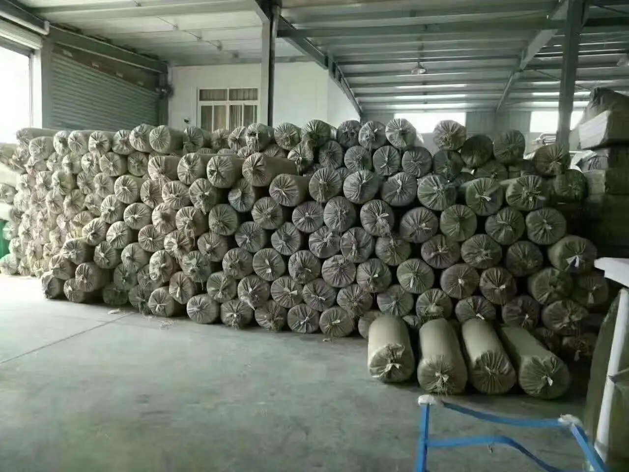 Smoke-Proof Noise Control Mat Soundproof Wall High Temperature Damping Sound Insulation Material