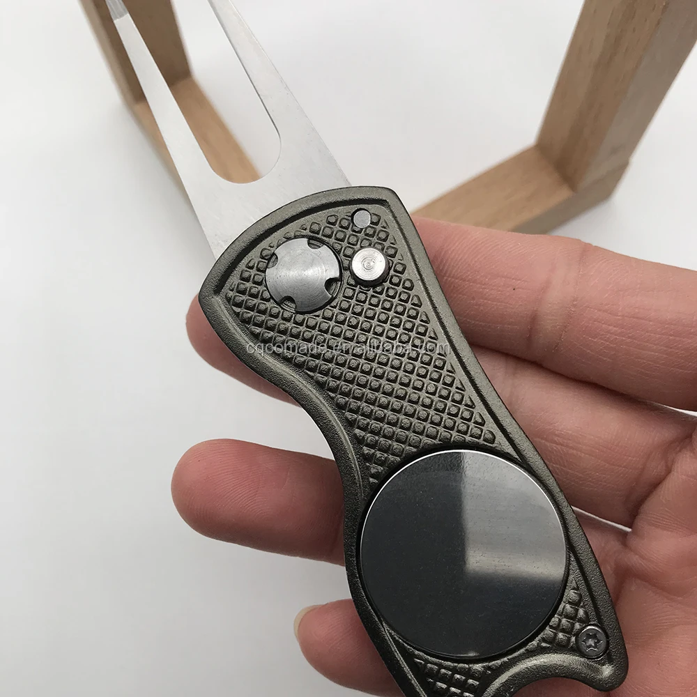 Personalized Golf clubs metal accessories Gray golf divot tool retractable switchblade pitch repair tools