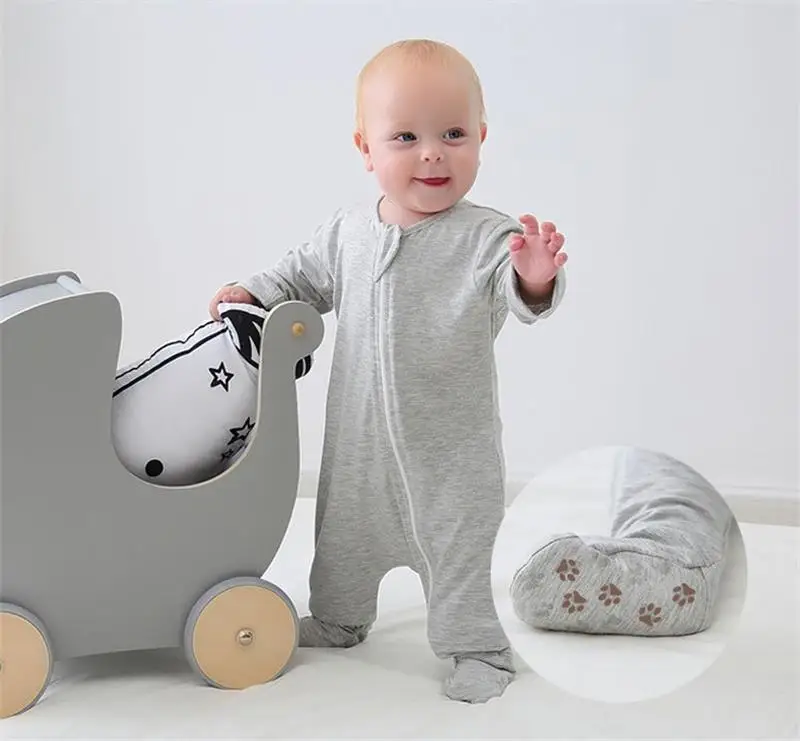 Hot Sales Bamboo Fiber jumpsuit Spandex clothes Custom Print Infant Pajamas Soft Breathable Zipper Baby Rompers