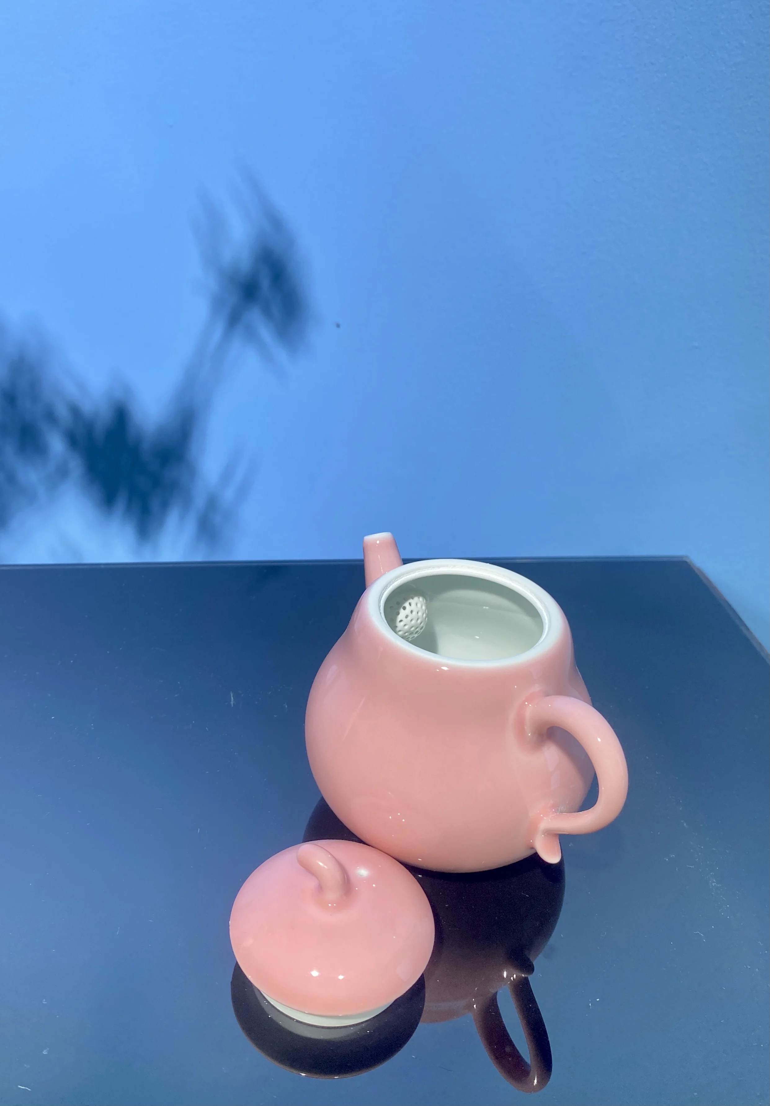Customize Logo 200ml Pink Ceramic Teapot Elegance Luxury Teapot Porcelain  Pot For Home